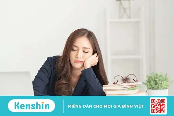 Mụn đỏ: Báo động đỏ của việc căng thẳng kéo dài