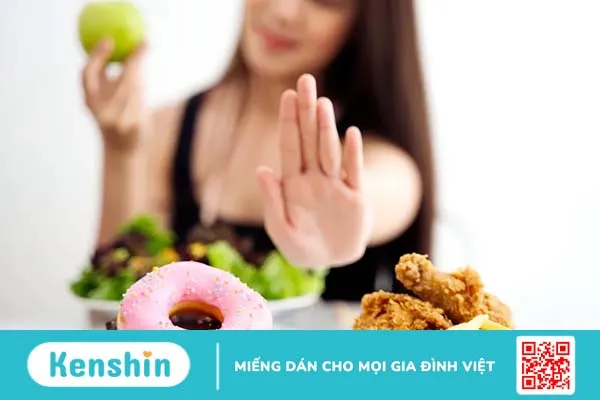 “Nằm lòng” 10 cách giảm đầy hơi để tránh khó chịu sau khi ăn uống