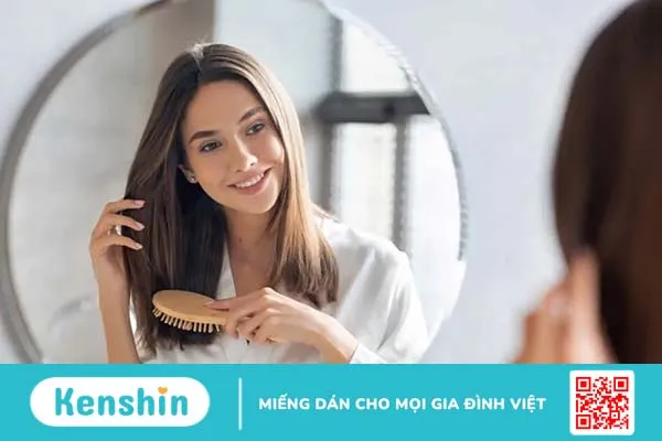 Nên dùng dầu xả trước hay sau khi gội?