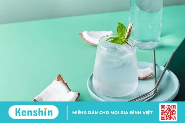 Nên uống gì cho mát gan hết mụn tại nhà?