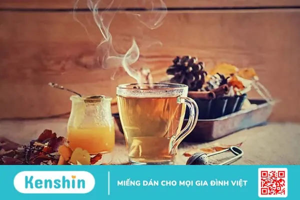 Nên uống gì để cân bằng nội tiết tố nữ? Top 8 loại thức uống dễ tìm