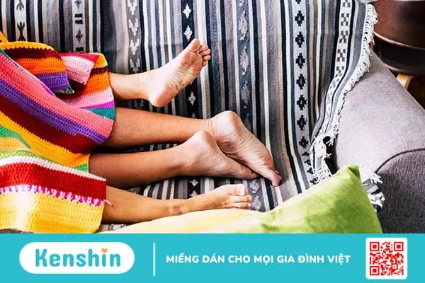 Netflix and Chill là gì? Rủi ro và bí quyết để netflix and chill an toàn