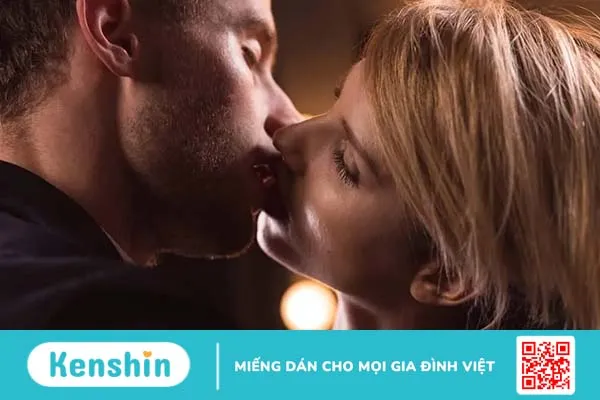 Netflix and Chill là gì? Rủi ro và bí quyết để netflix and chill an toàn