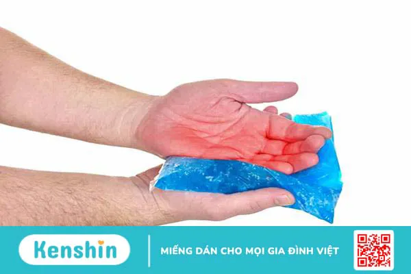 Ngón tay bị sưng là do đâu và cách chữa trị hiệu quả