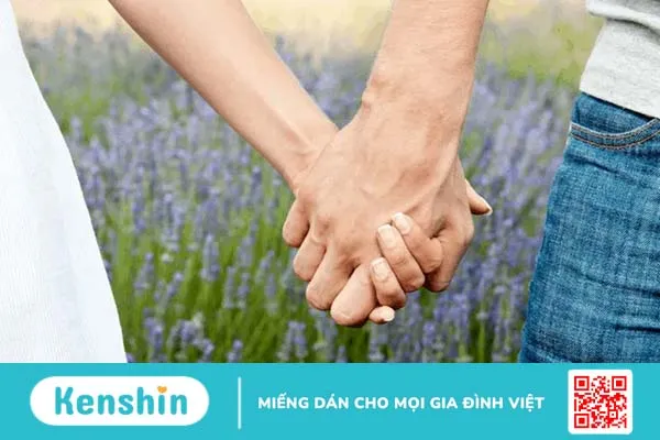 Người á tính (Demisexual) là gì? Dấu hiệu nhận biết và đời sống tình cảm