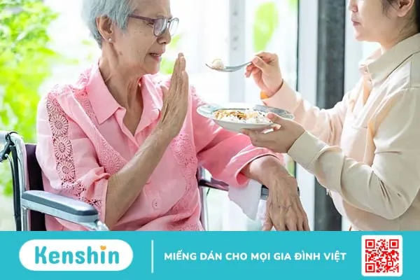 Người già chán ăn nên làm gì? 7 cách kích thích thèm ăn giúp cân bằng sức khỏe