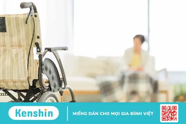 Người già nên chọn viện dưỡng lão hay ở nhà với con cháu?