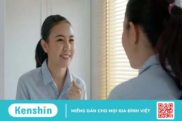 Người hay nói chuyện một mình có bình thường?