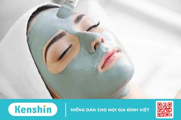 Nguyên nhân gây mụn cám và cách trị mụn hiệu quả