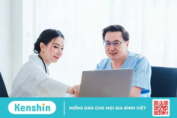 Nguyên nhân, triệu chứng và cách điều trị viêm tai giữa có mủ