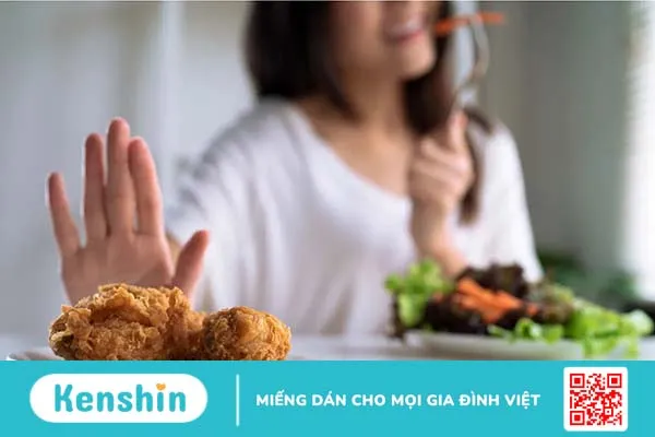 Nhịn ăn tối có giảm cân không? Bạn có nên nhịn bữa tối để giảm cân?