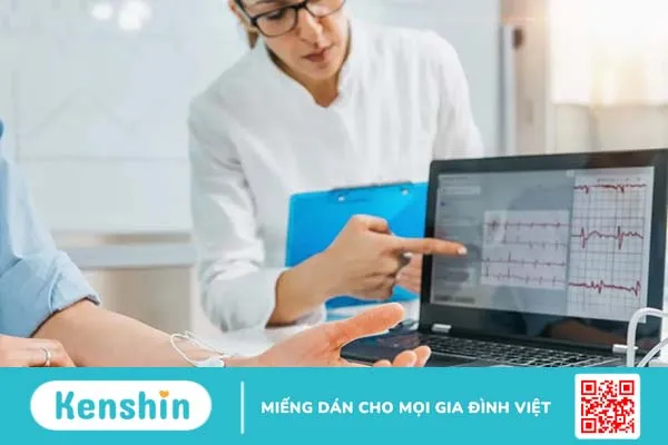 Nhịp tim 120 có sao không?