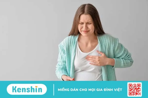 Những cơn đau ngực ở phụ nữ: Nguyên nhân và giải pháp