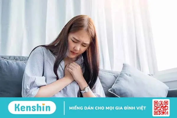 Những cơn đau ngực ở phụ nữ: Nguyên nhân và giải pháp