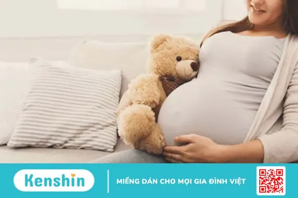 Những cú đạp của thai nhi cho thấy con phát triển khỏe mạnh