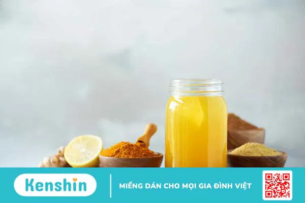 Những món bé không nên ăn sau chích ngừa để tránh biến chứng sau tiêm