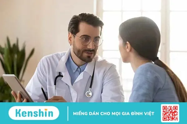 Nổi đốm trắng trên môi là bệnh gì và cách chữa