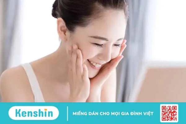 Nỗi khổ mắc mụn trứng cá dạng nang ở người trưởng thành