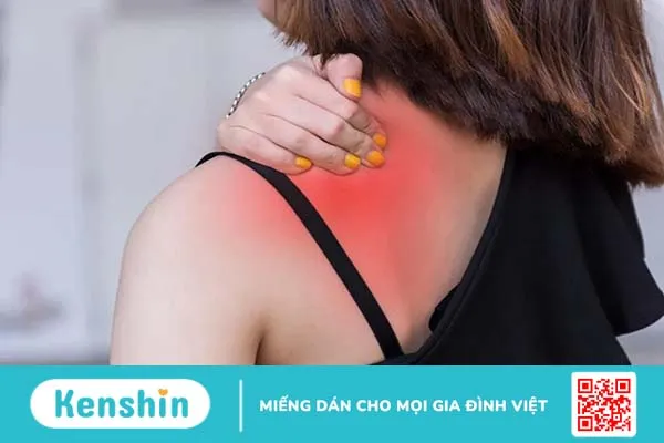 Nóng rát sau lưng là bệnh gì? 5 nguyên nhân thường gặp