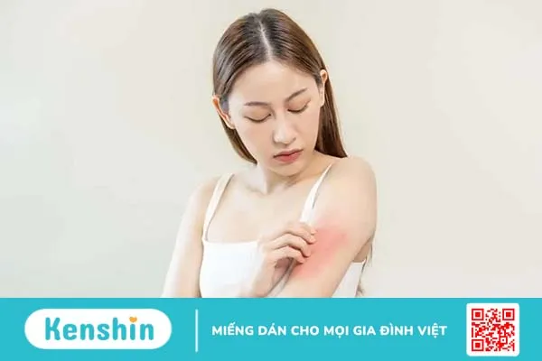 Nóng trong người: Nguyên nhân và cách điều trị