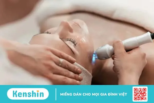 Phân biệt, điều trị nạm da mặt và đốm nâu trên da mặt