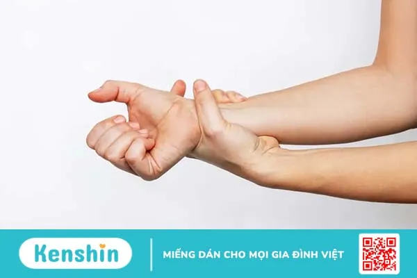 Phân biệt triệu chứng bong gân và trật khớp – Điều trị đúng cách