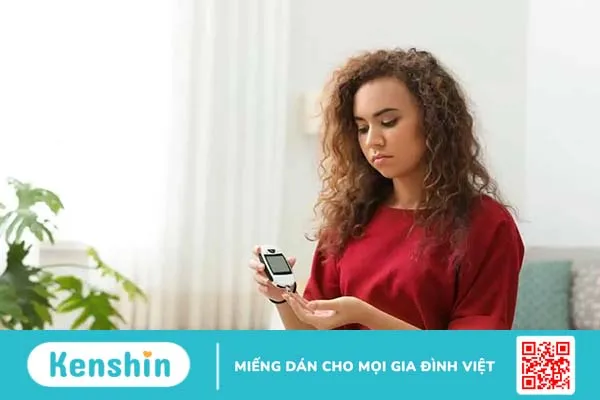 Phụ nữ đi tiểu nhiều lần trong ngày: 10 nguyên nhân thường gặp và cách điều trị hiệu quả