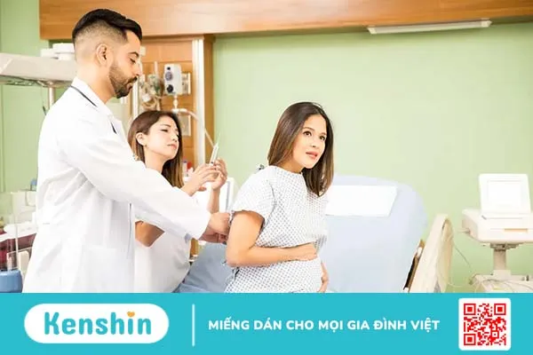 Ra máu báo bao lâu thì chuyển dạ? Máu báo sắp sinh nhiều hay ít?