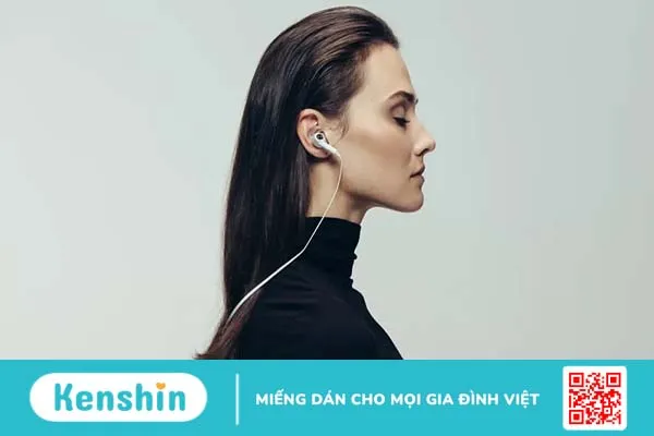 Ráy tai màu đen có nguy hiểm không? Nguyên nhân và cách khắc phục