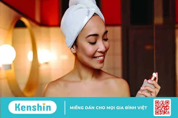 Retinol là gì? Phân loại, công dụng và cách dùng retinol trị mụn