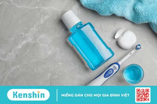 Review 6 nhãn hiệu nước súc miệng trị hôi miệng, the mát dễ tìm mua