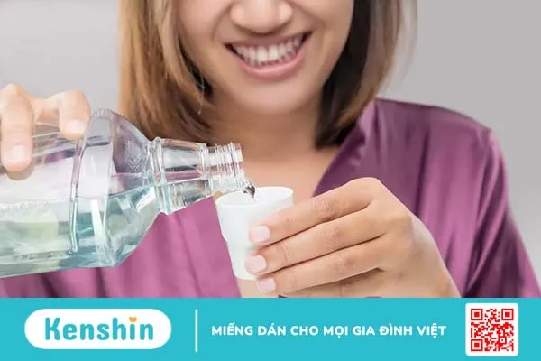 Review 6 nhãn hiệu nước súc miệng trị hôi miệng, the mát dễ tìm mua