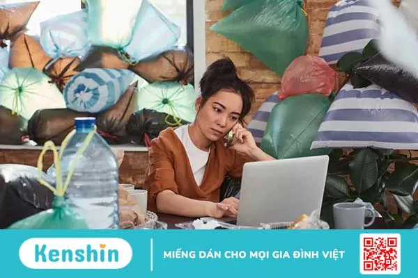 Rối loạn tích trữ: Căn bệnh của người hay tích trữ đồ đạc quá mức