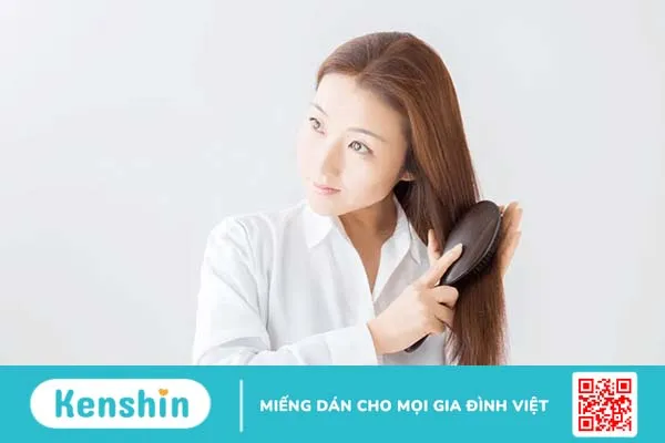 Rụng tóc khi mang thai là do đâu? “Bỏ túi” ngay mẹo hay để cải thiện!