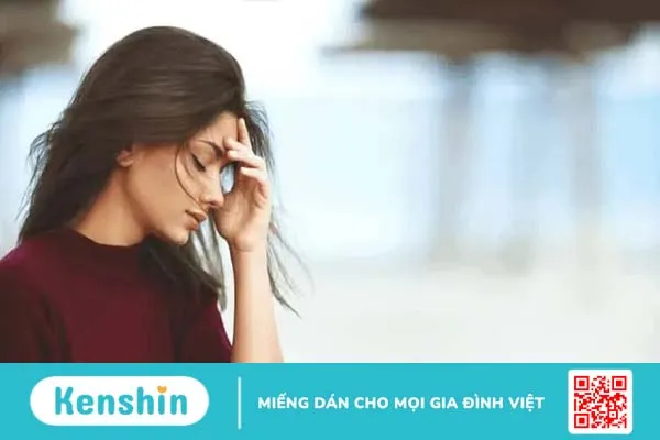 Rụng tóc nhiều là bệnh gì? 10 tình trạng gây rụng tóc