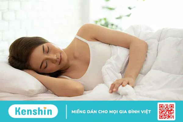 Sản dịch ra cục máu đông có đáng lo ngại? Khi nào mẹ cần đi khám?