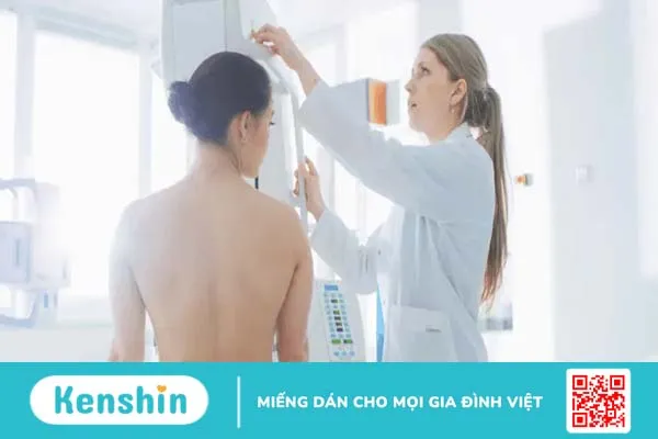 Sàng lọc ung thư vú ở những phụ nữ đặt túi ngực – những điều cần biết