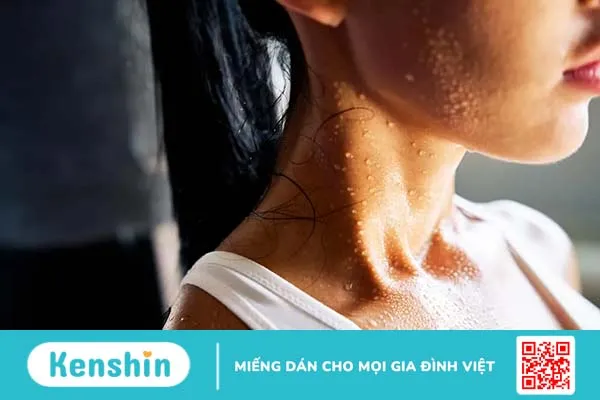 Sau khi tập thể dục bao lâu thì được tắm? Nên tắm nước nóng hay nước lạnh?