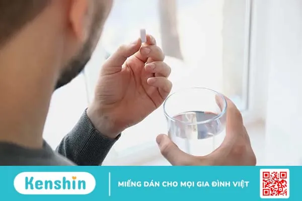 Sử dụng thuốc làm mềm phân điều trị táo bón và những điều cần biết