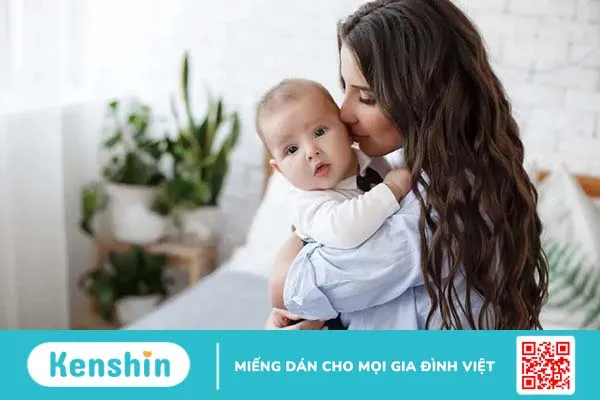 Sự phát triển của trẻ 10 tuần tuổi diễn ra như thế nào?