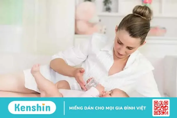 Sự phát triển của trẻ 5 tháng tuổi và những cột mốc đáng nhớ