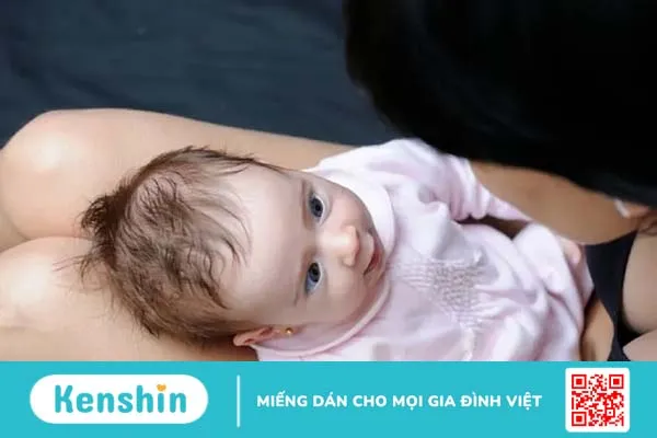 Sự phát triển của trẻ sơ sinh 2 tháng tuổi và lời khuyên dành cho cha mẹ