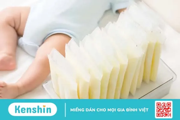 Sữa mẹ màu gì? Màu sữa mẹ như thế nào là tốt nhất?