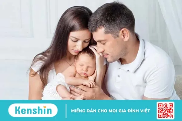 Tác dụng phụ của isotretinoin và những dị tật bẩm sinh ở trẻ sơ sinh