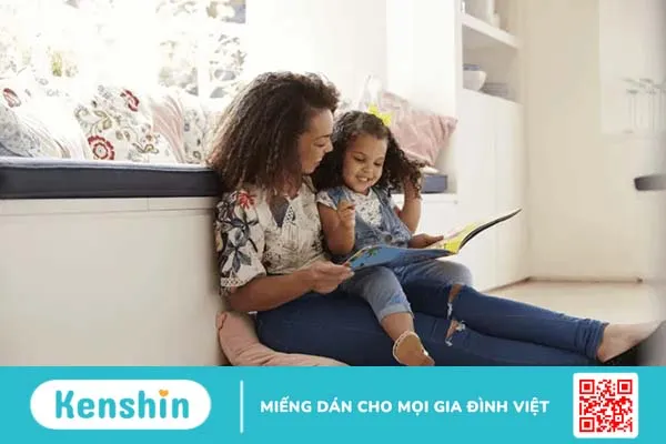 Tác hại khi cù lét trẻ khó lường hơn ta vẫn tưởng