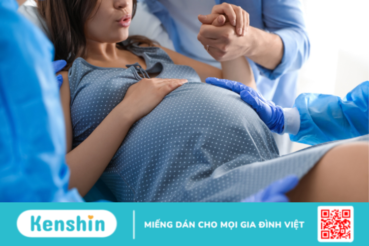 Thai 40 tuần chưa chuyển dạ có nên mổ? Trường hợp nào nên sinh mổ?