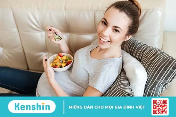 Thai nhi đạp nhiều có ảnh hưởng gì không? Thai máy liên tục có đáng lo?