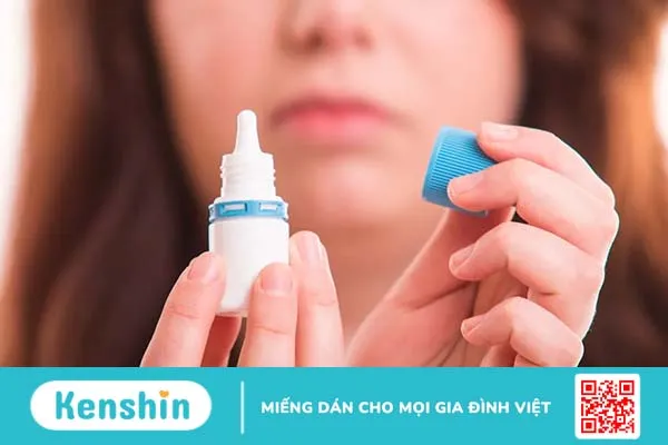 Thuốc nhỏ mắt kháng sinh là gì? Tác dụng và lưu ý khi dùng