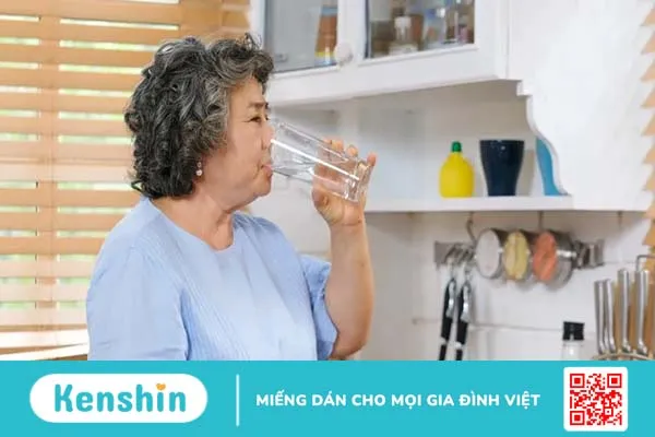 Thụt táo bón: Tác dụng nhanh nhưng đừng lạm dụng!