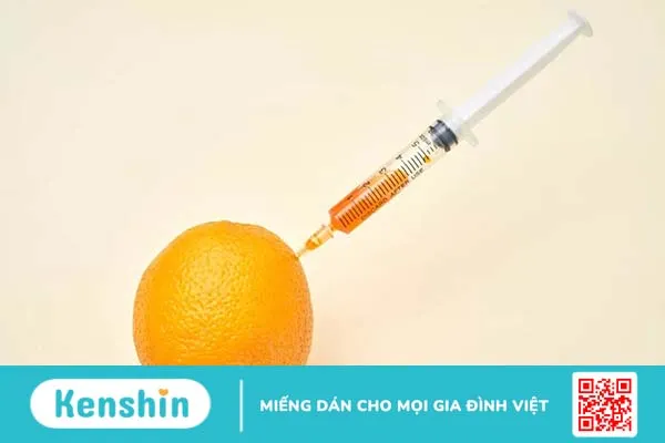 Tiêm vitamin C trắng da: Coi chừng tiền mất tật mang